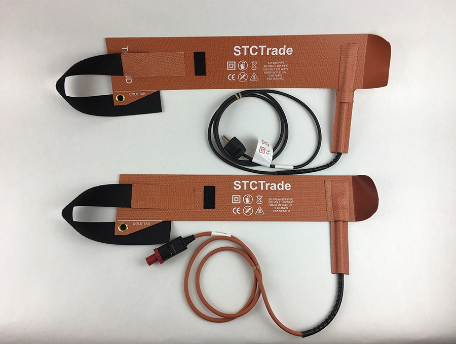 Heating blankets with different connectors